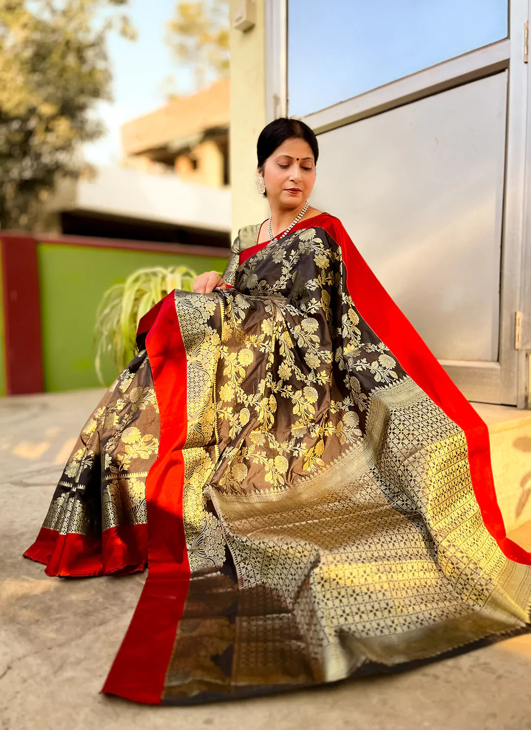 Black Banarasi Silk Saree With Antique Zari Work - TREEVESTO