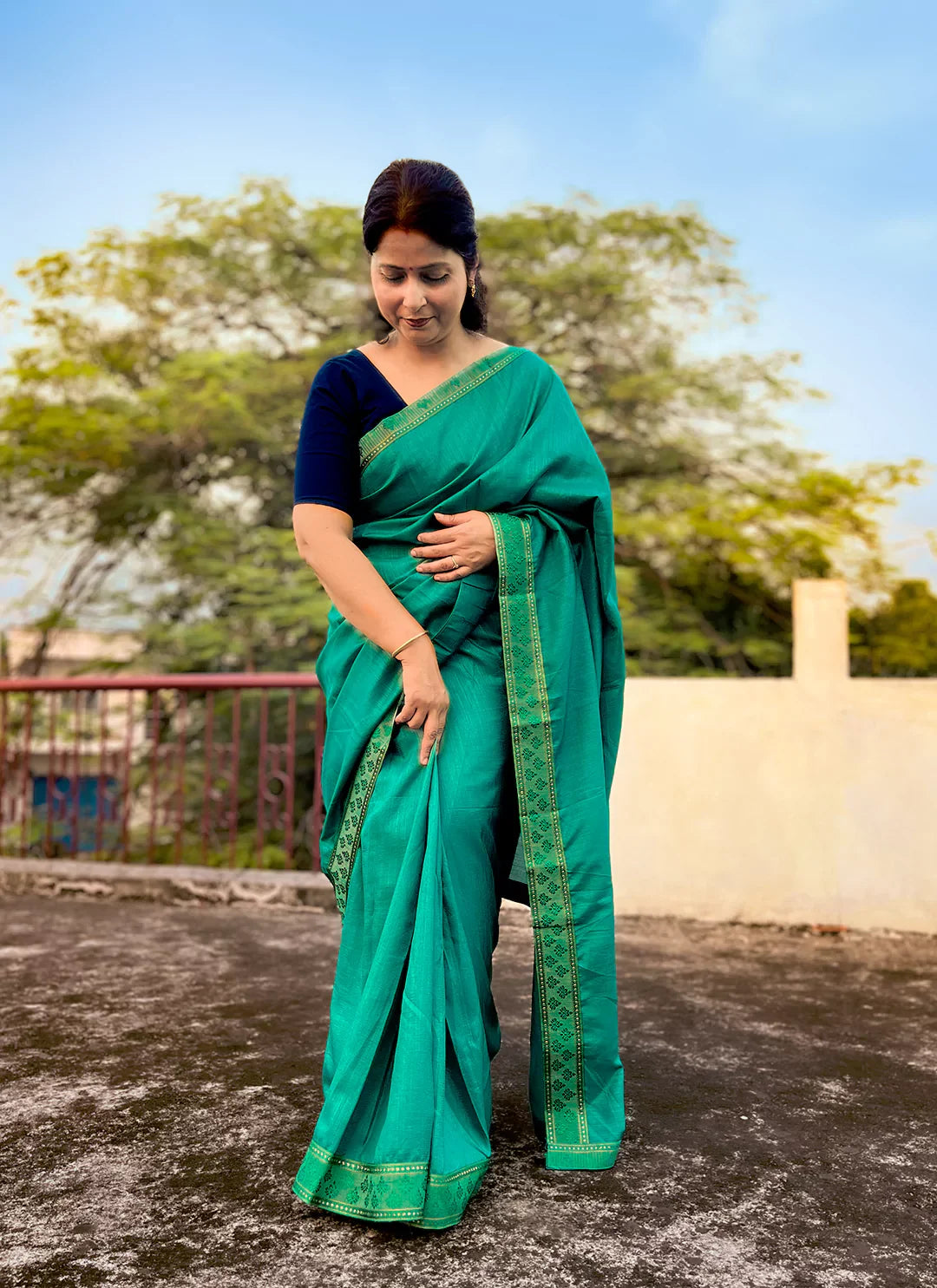 Emerald Green Dola Silk Plain Saree With Border - TREEVESTO