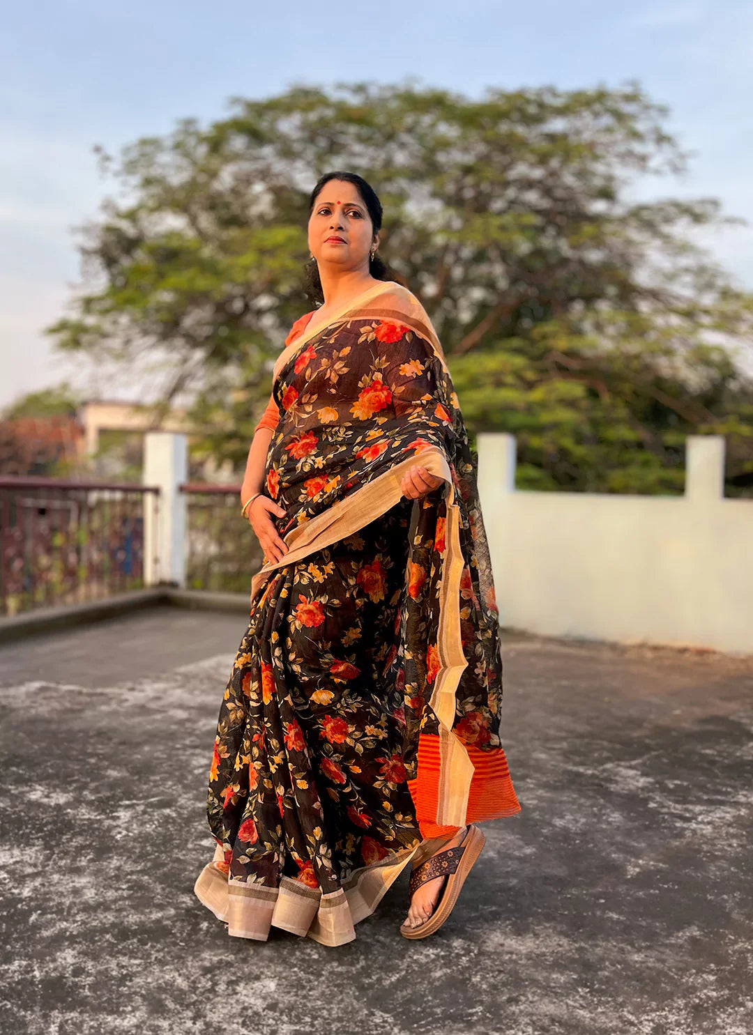 Floral Print Linen Cotton Saree In Black With Silver Zari Border - TREEVESTO