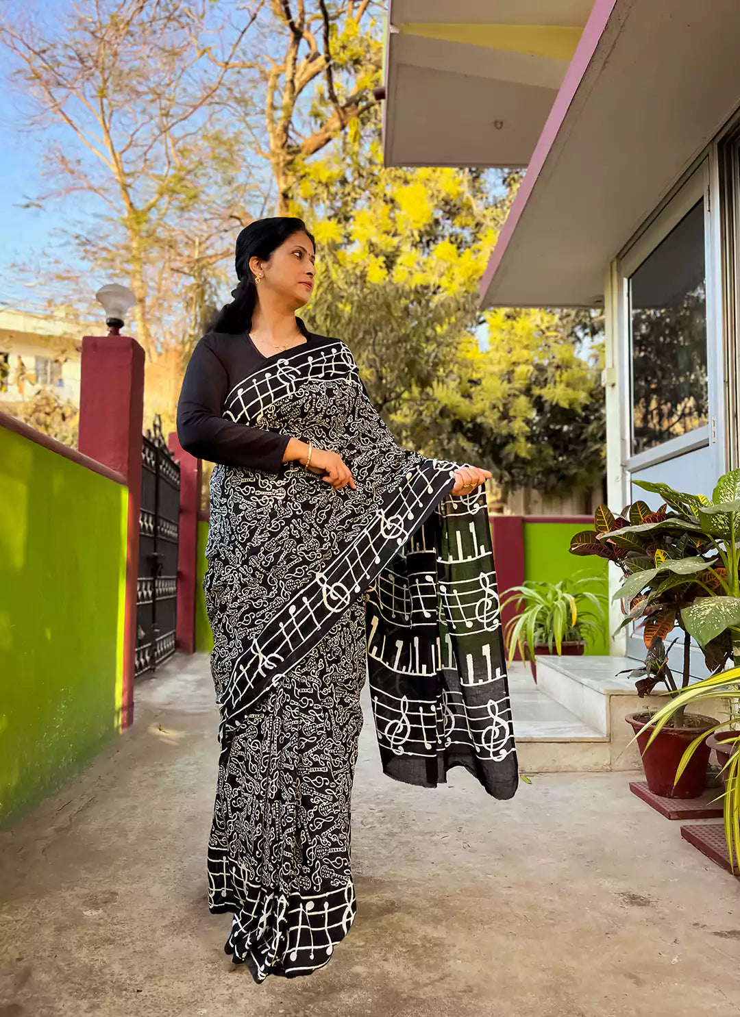 Dabu Hand Block Print Musical Notes Black Mul Cotton Saree  TREEVESTO