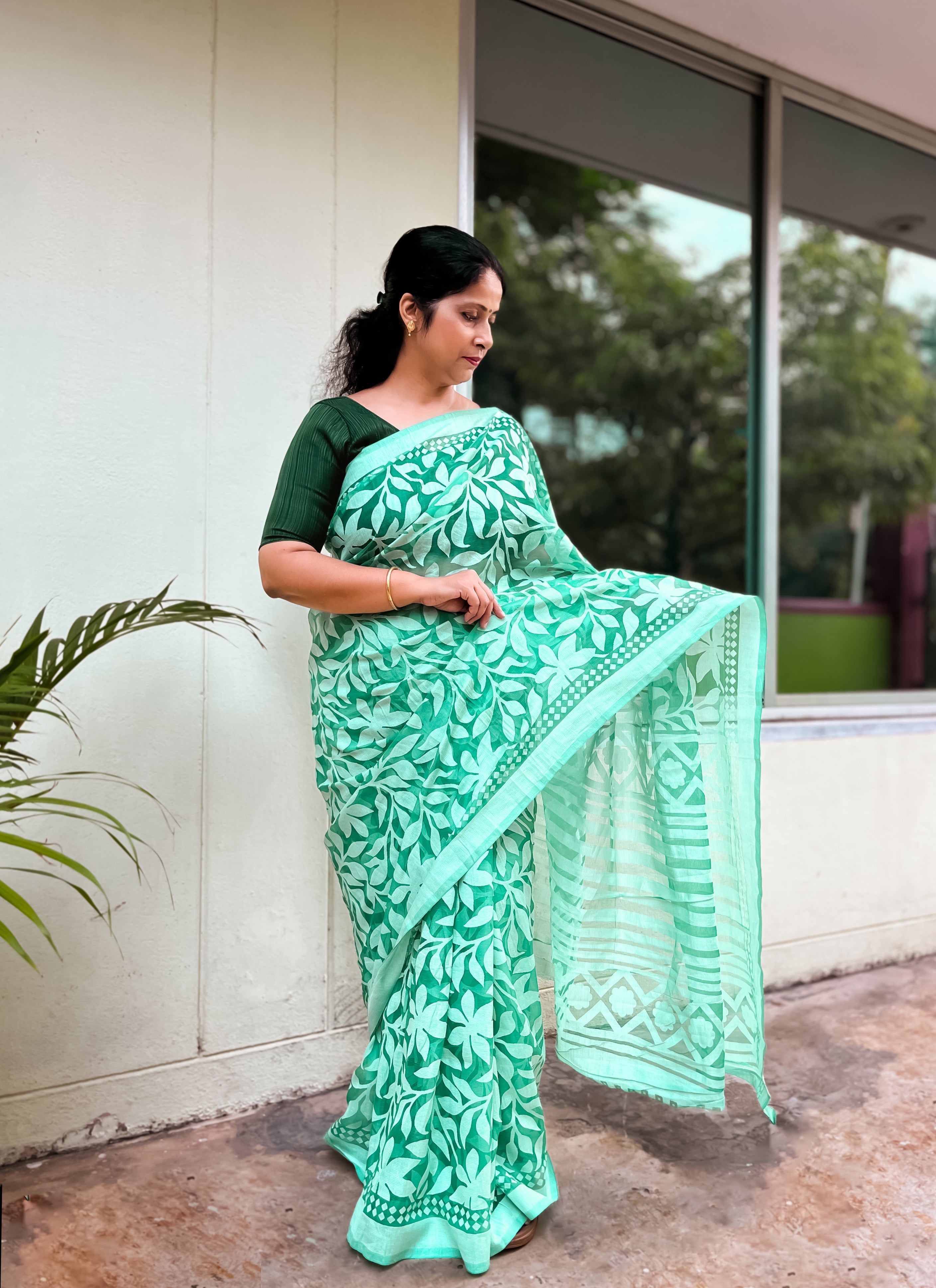 Sea Green Soft Cotton Brasso Woven Saree treevesto