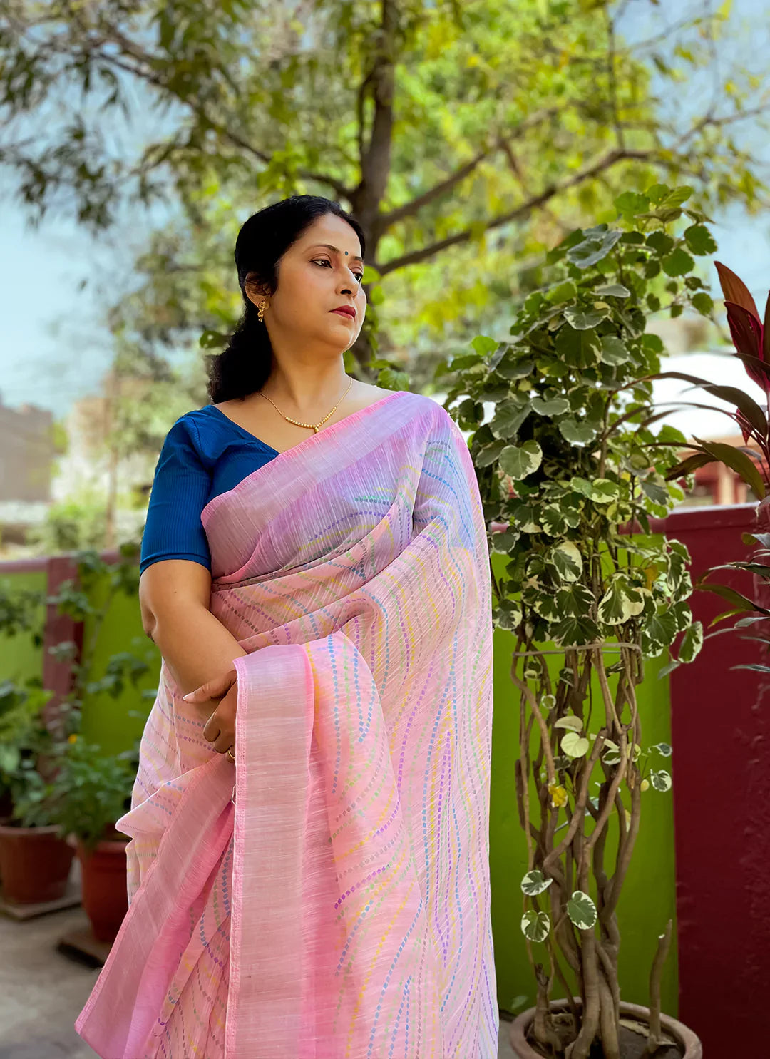 Abstract Print Baby Pink Linen Cotton Saree treevesto