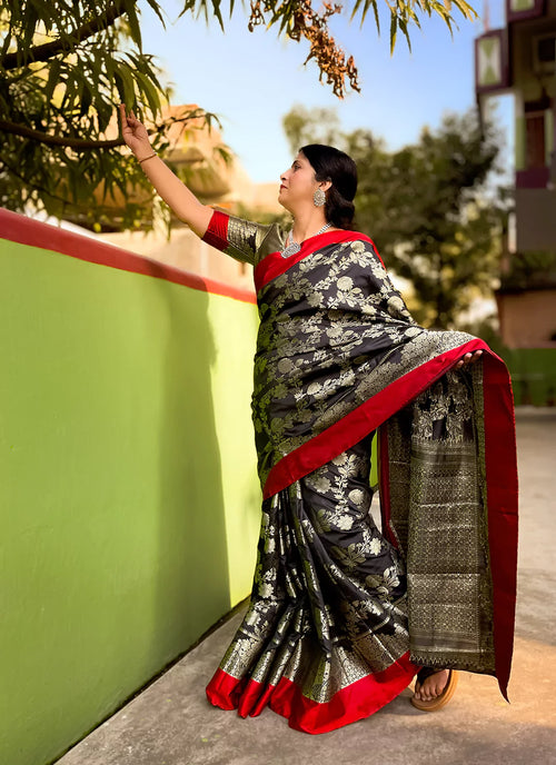 Black Banarasi Silk Saree With Antique Zari Work - TREEVESTO