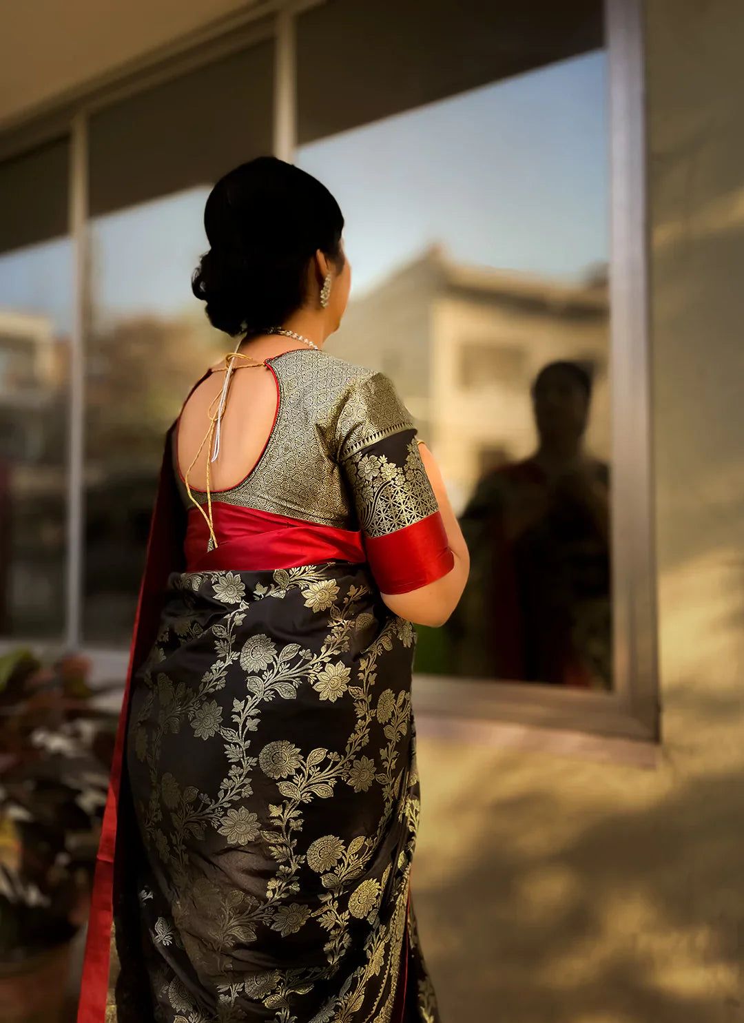Black Banarasi Silk Saree With Antique Zari Work - TREEVESTO