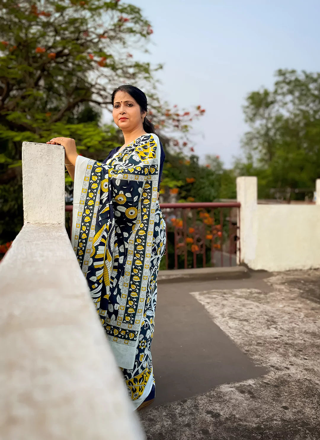 Hand Block Print Kalamkari White Pure Mul Cotton Saree treevesto