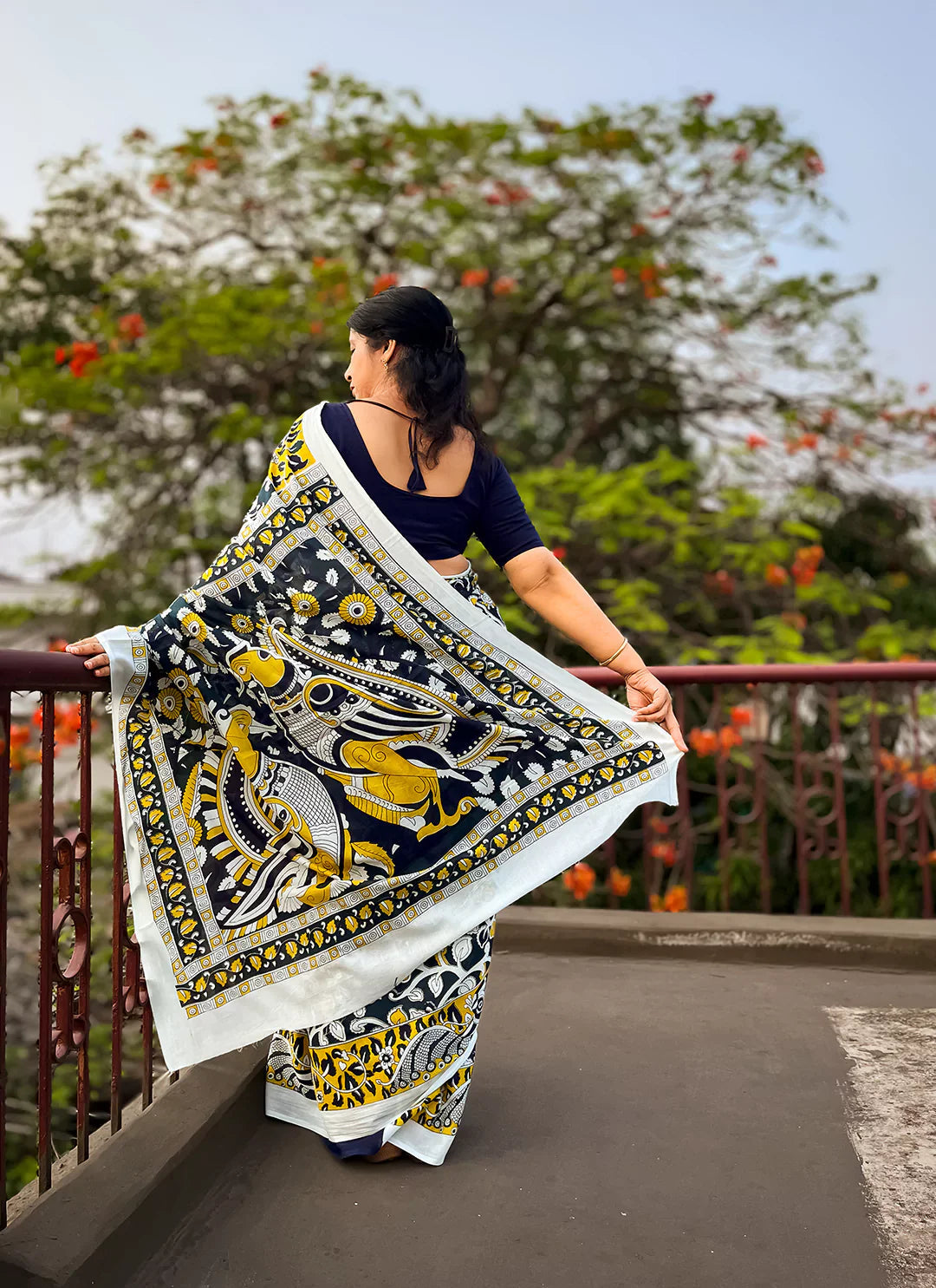 Hand Block Print Kalamkari White Pure Mul Cotton Saree treevesto
