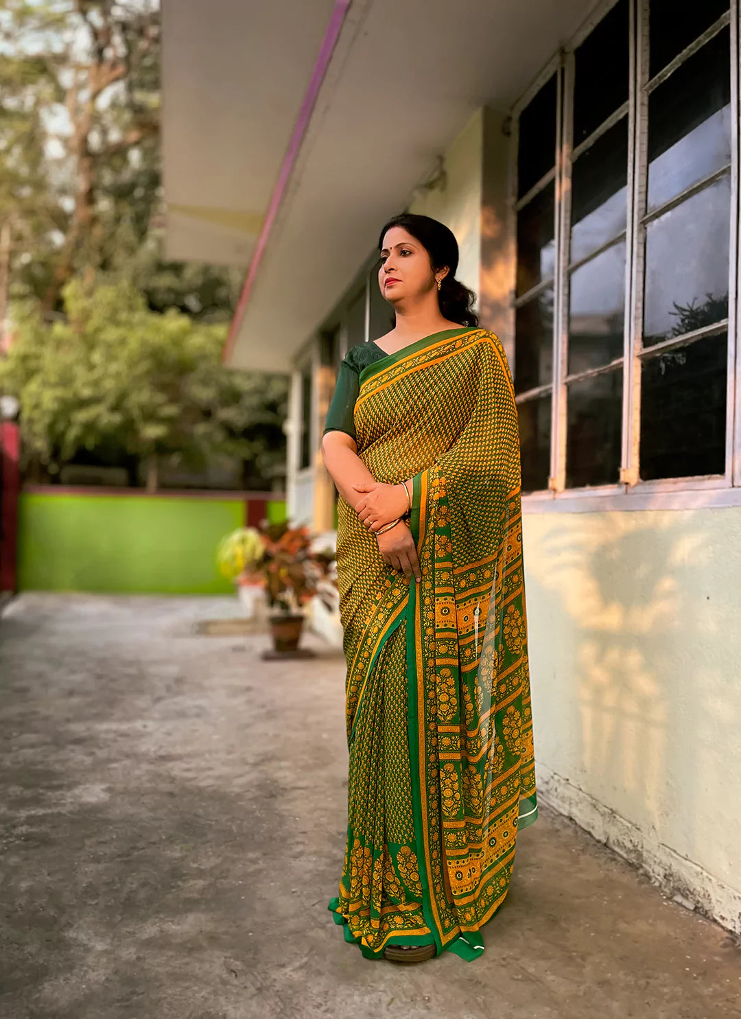 Buti Print Pine Green Soft Georgette Saree - TREEVESTO