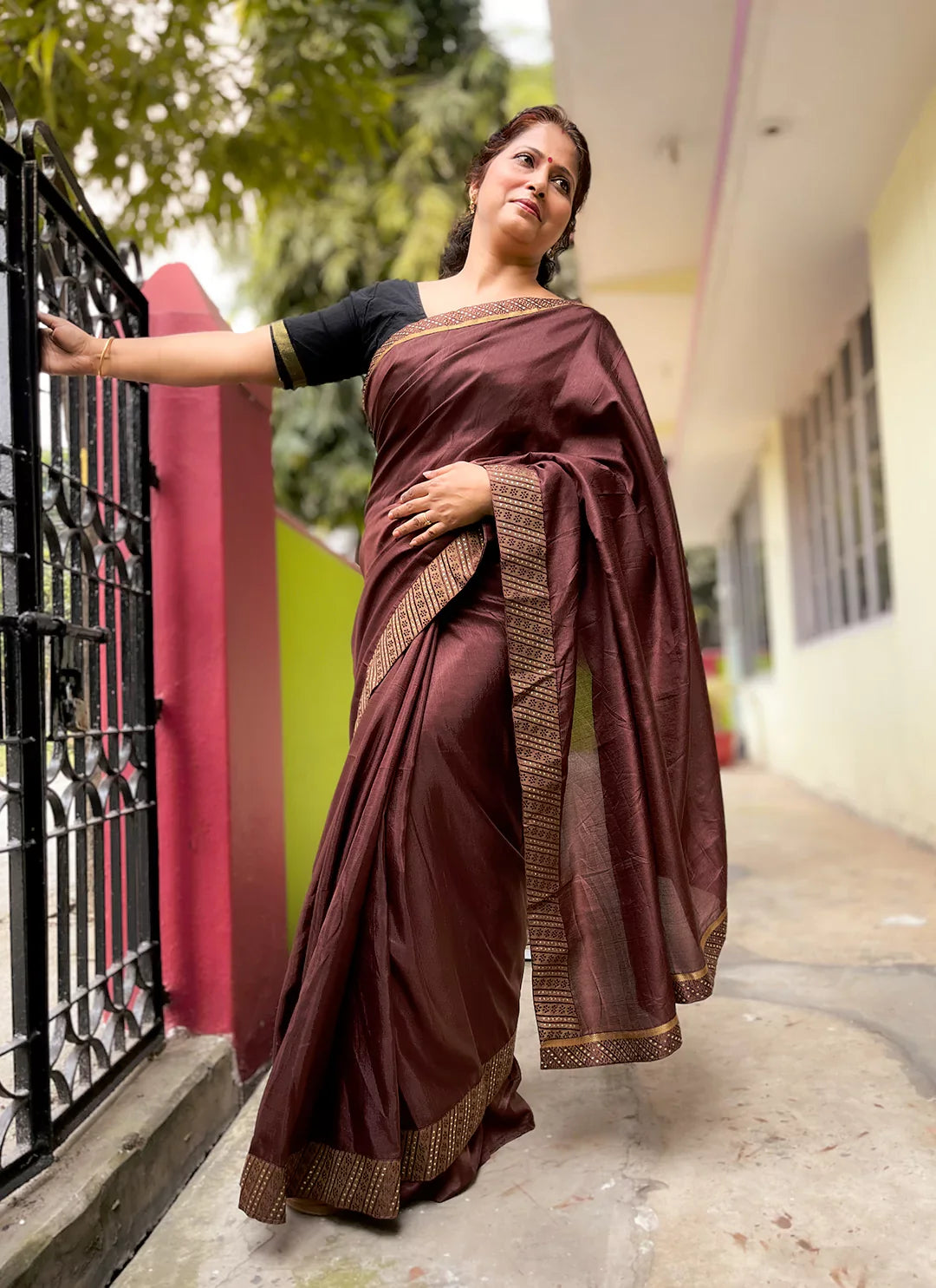 Chocolate Brown Dola Silk Plain Saree With Border - TREEVESTO