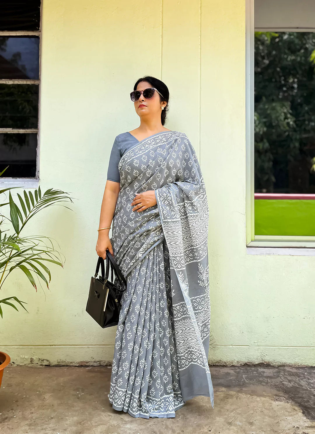 Dabu Hand Block Print Grey Pure Mul Cotton Saree treevesto