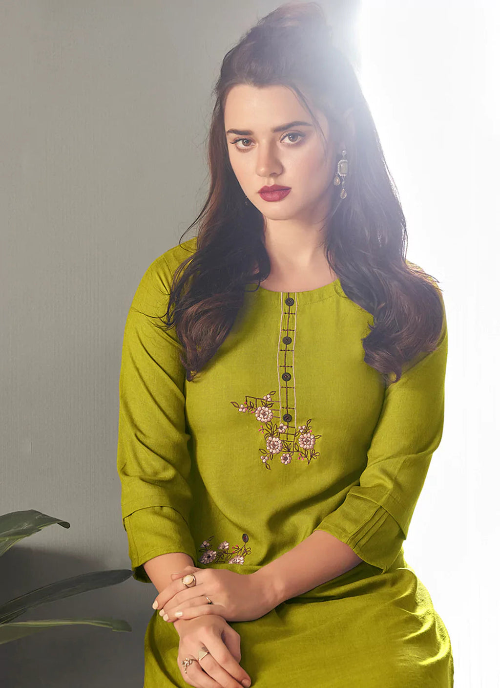 Embroidered Parrot Green Viscose Straight Kurta treevesto