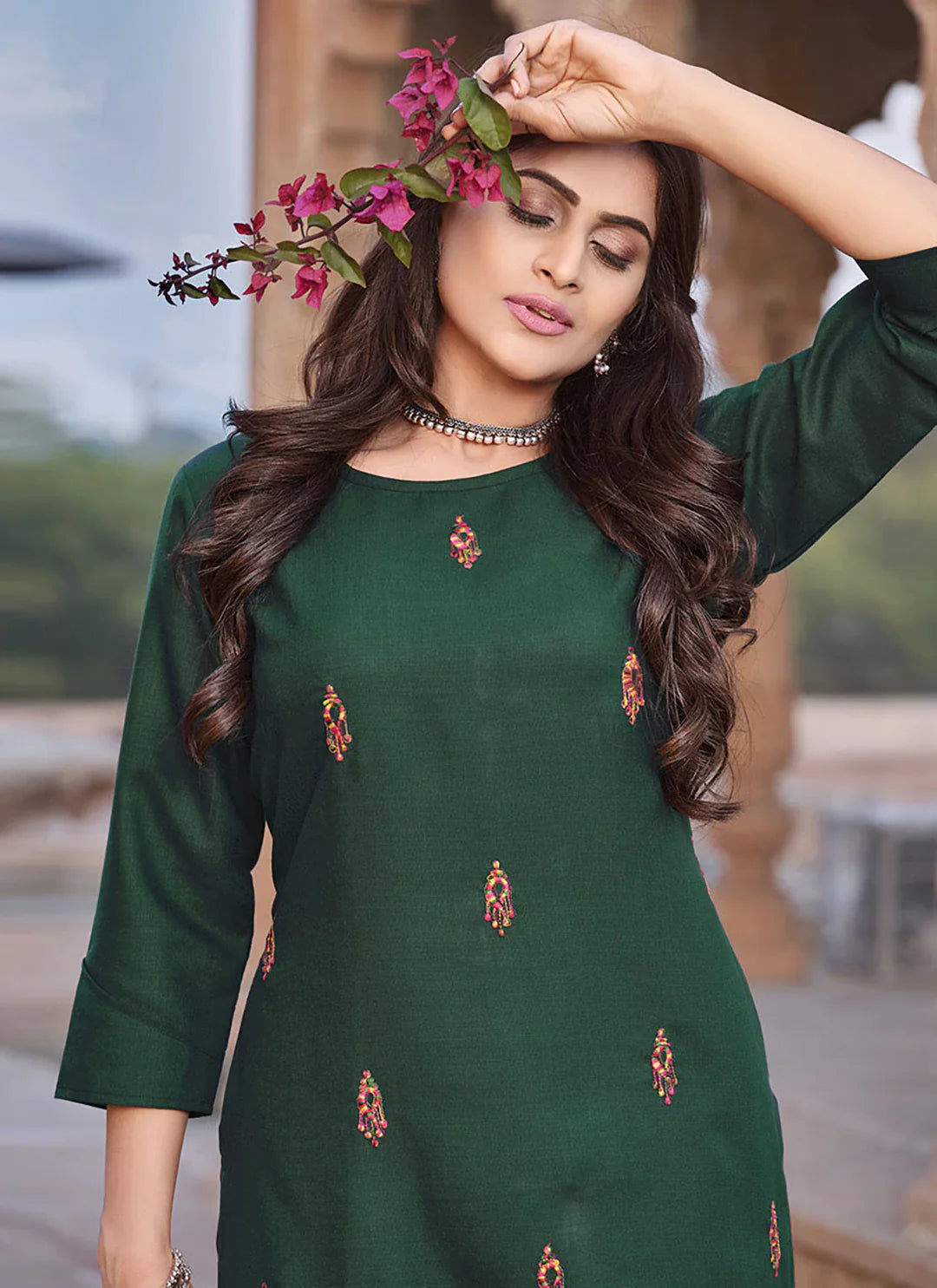 Embroidered Pine Green Cotton Silk Straight Kurta treevesto