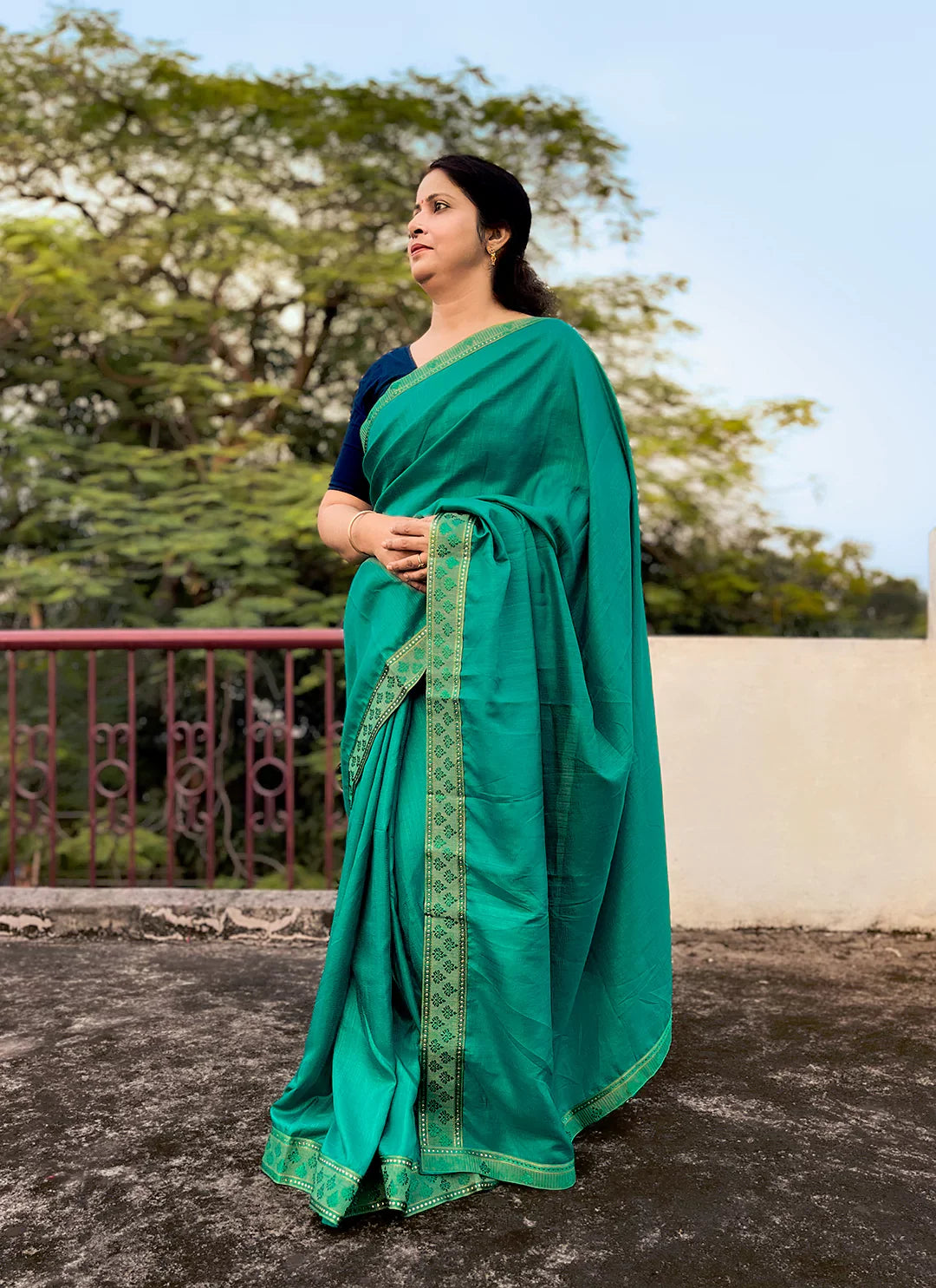 Emerald Green Dola Silk Plain Saree With Border - TREEVESTO