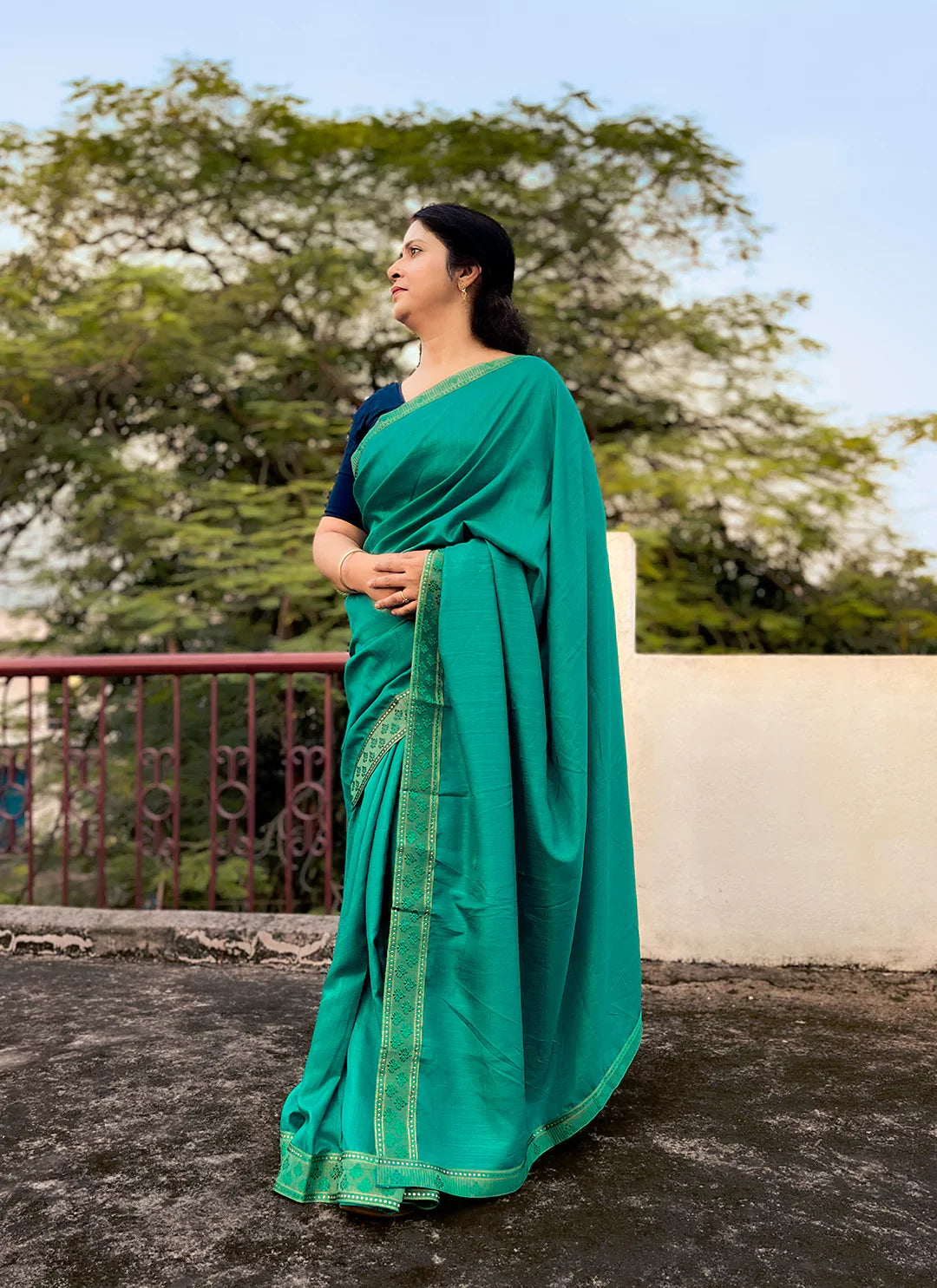 Emerald Green Dola Silk Plain Saree With Border - TREEVESTO