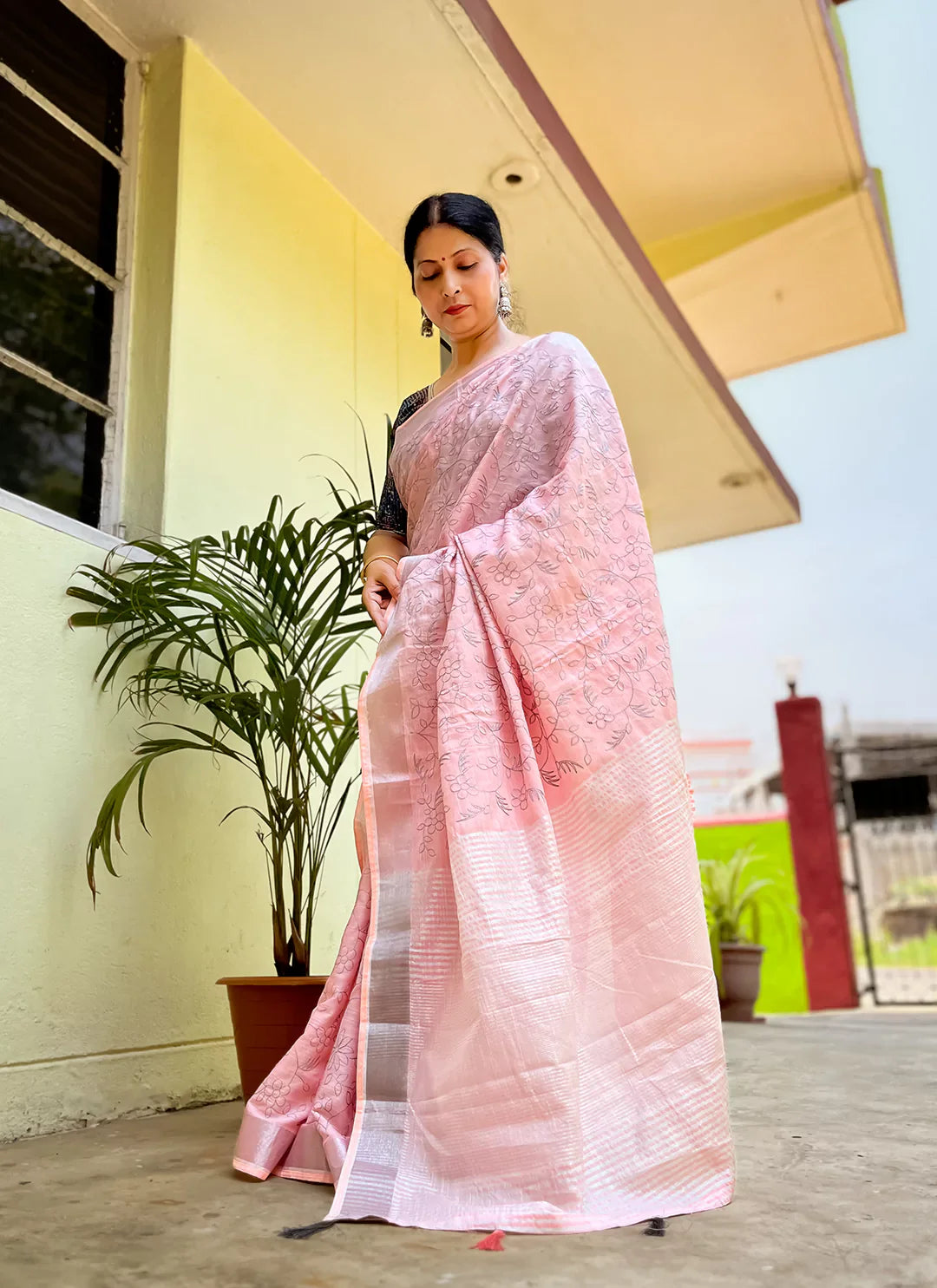 Fine Resham Embroidered Baby Pink Soft Linen Saree - TREEVESTO