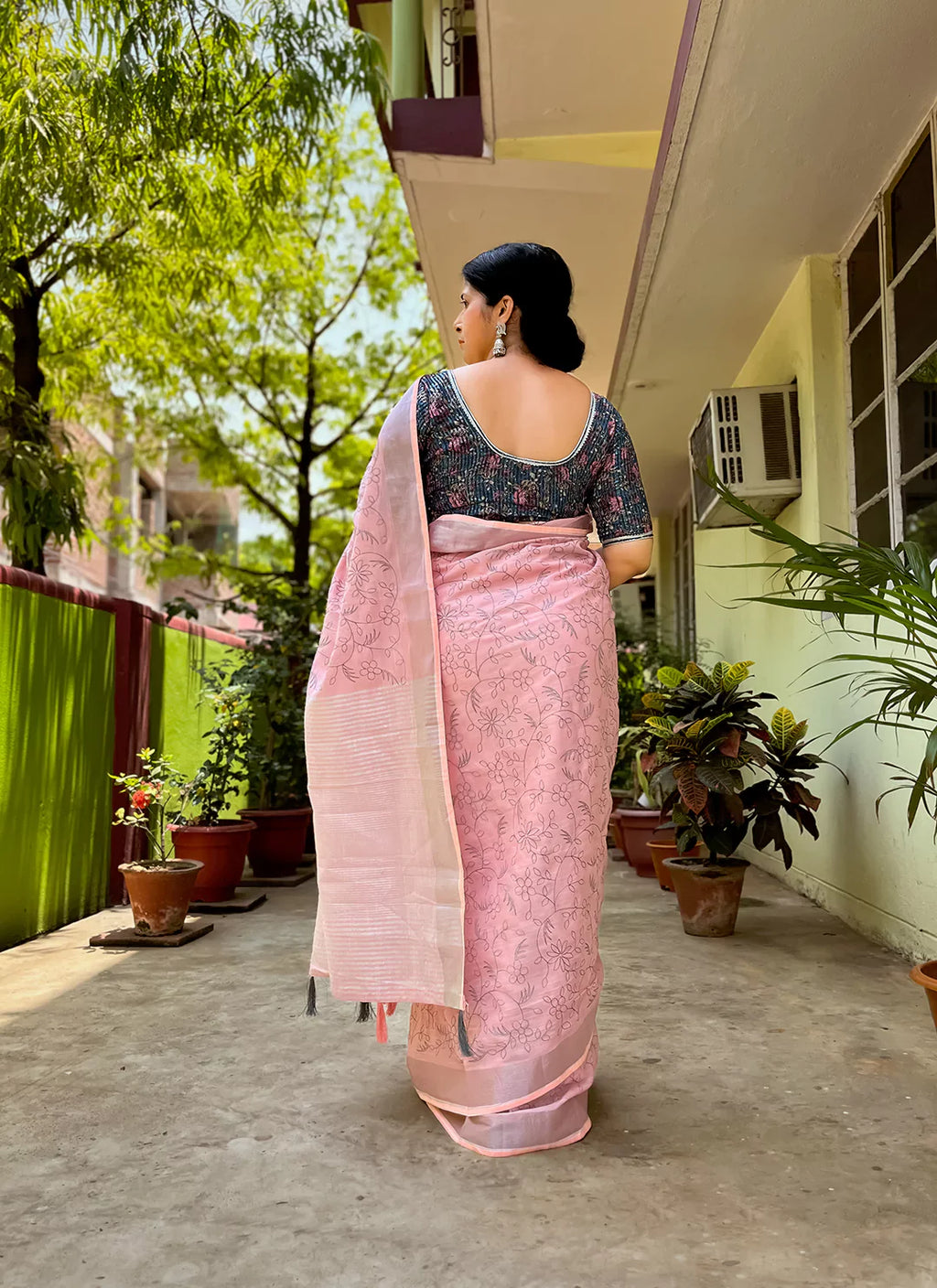 Fine Resham Embroidered Baby Pink Soft Linen Saree - TREEVESTO