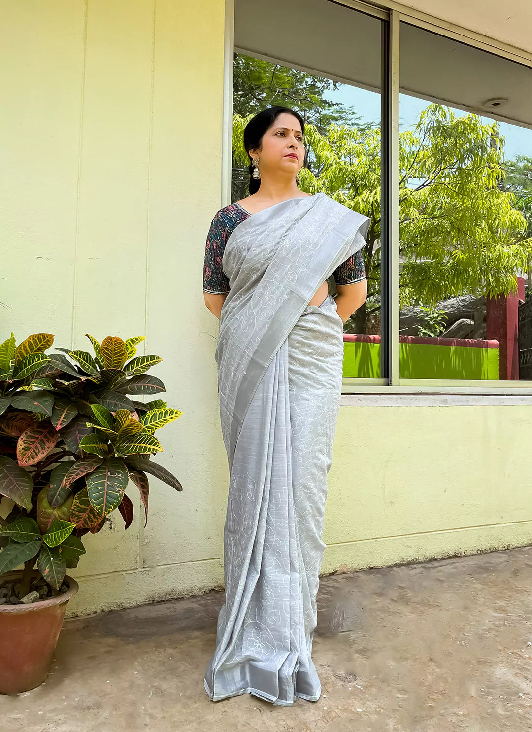 Fine Resham Embroidered Grey Soft Linen Saree - TREEVESTO