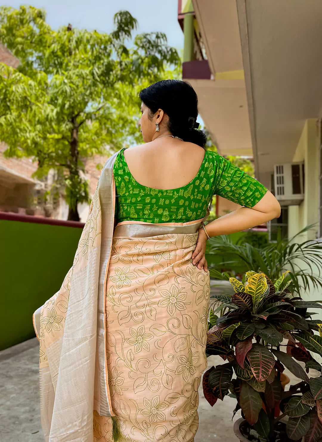Fine Resham Embroidered Peach Soft Linen Saree - TREEVESTO