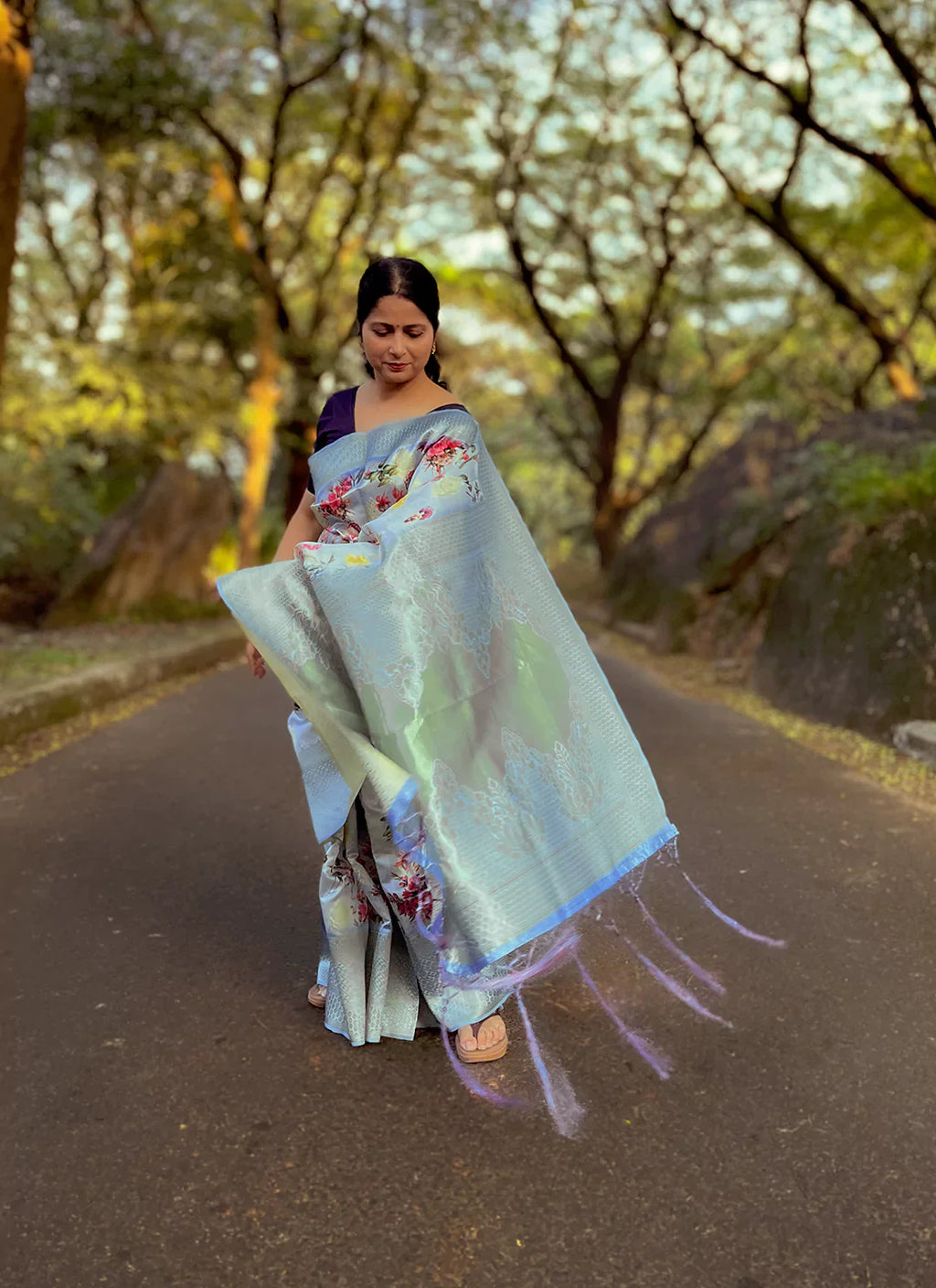 Floral Print Icy Blue Silk Saree With Zari Motifs - TREEVESTO