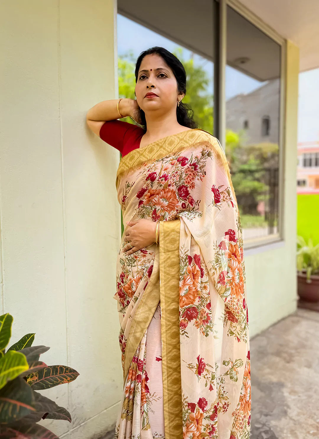 Floral Print Light Beige Soft Chiffon Saree - TREEVESTO
