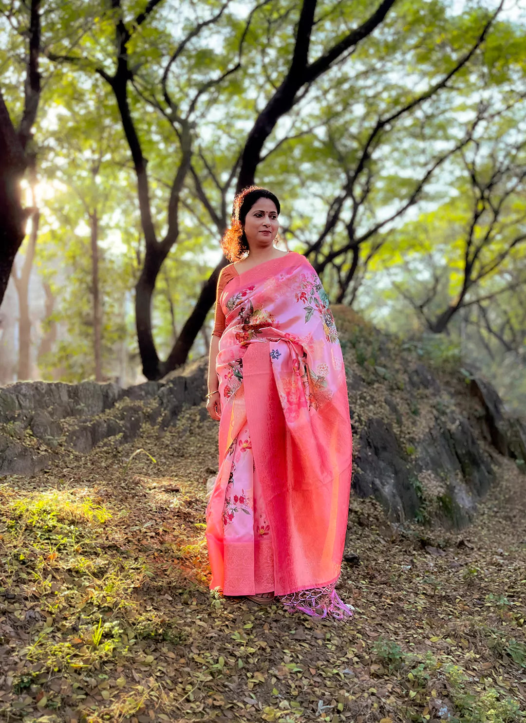 Floral Print Peach Pink Silk Saree With Zari Motifs - TREEVESTO