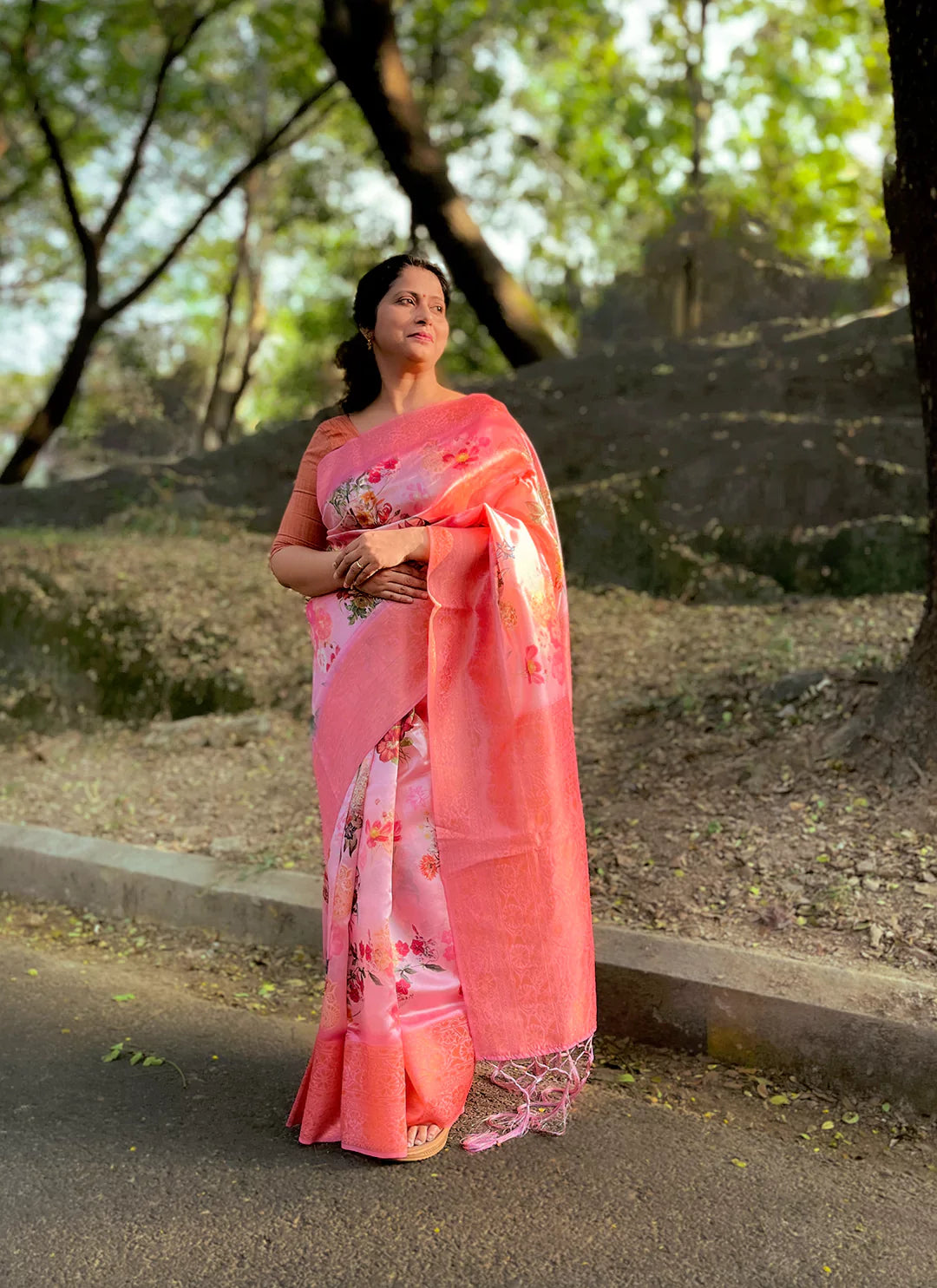 Floral Print Peach Pink Silk Saree With Zari Motifs - TREEVESTO