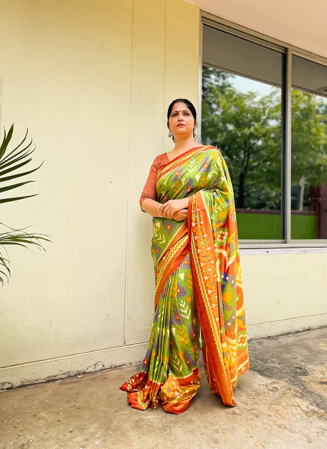 Geometric Print Green Soft Silk Saree treevesto