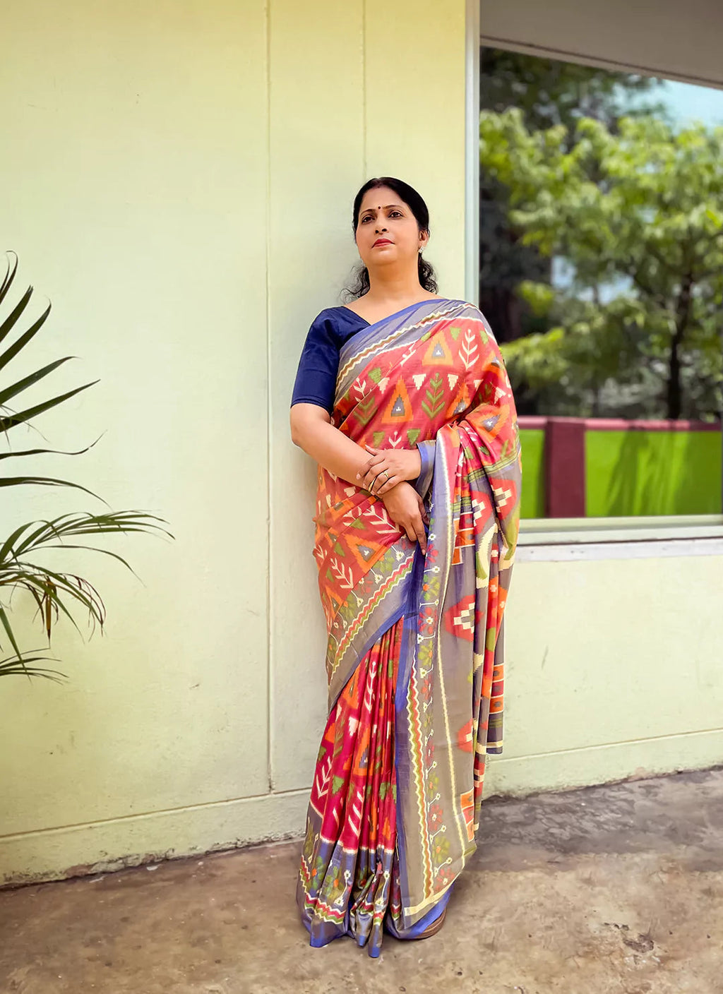 Geometric Print Pink Soft Silk Saree treevesto
