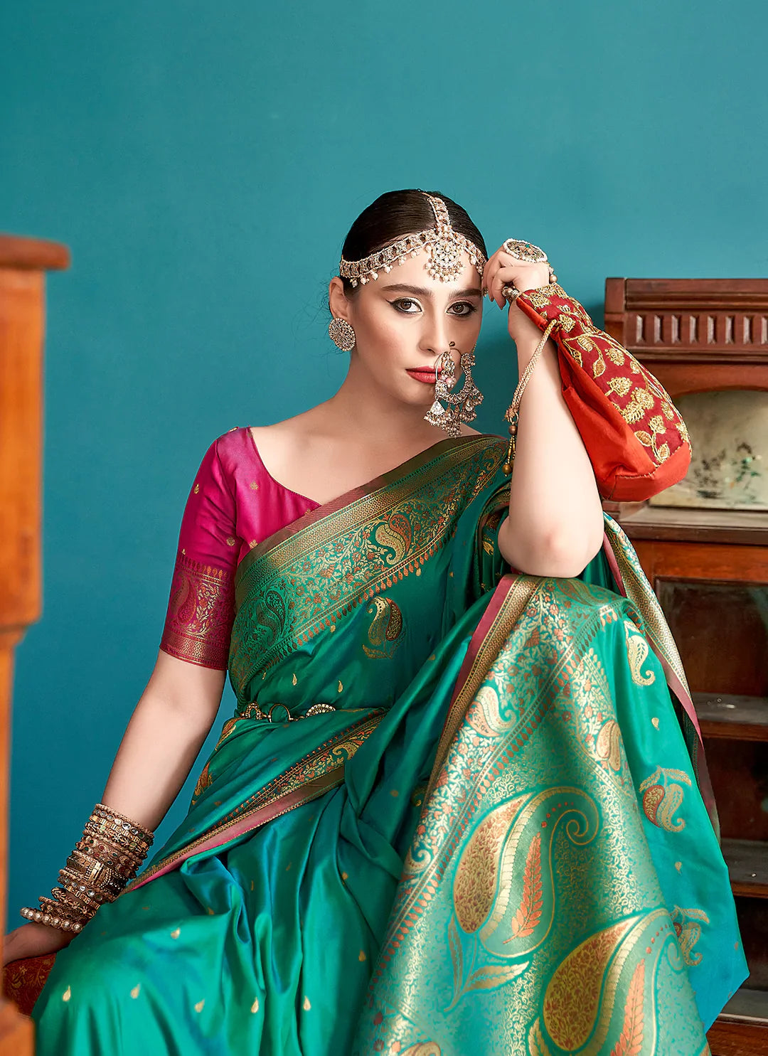 Green Banarasi Silk Saree With Antique Zari Work Paisley Motifs treevesto