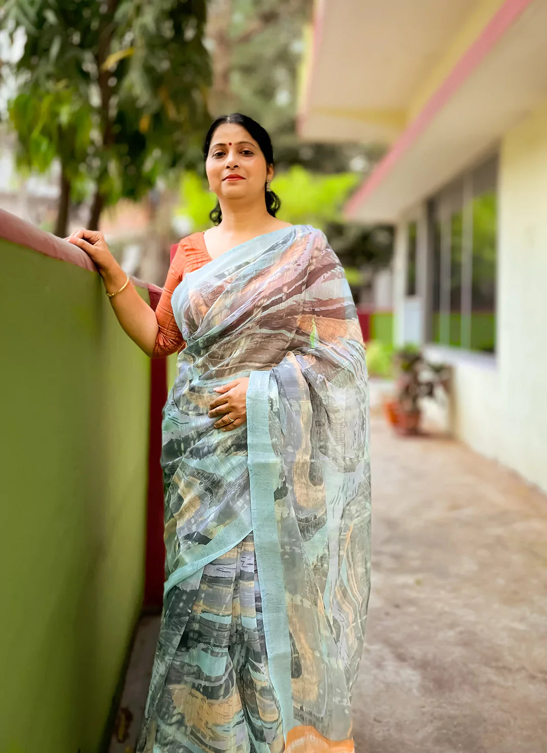 Multicolored Marble Print Linen Cotton Saree treevesto