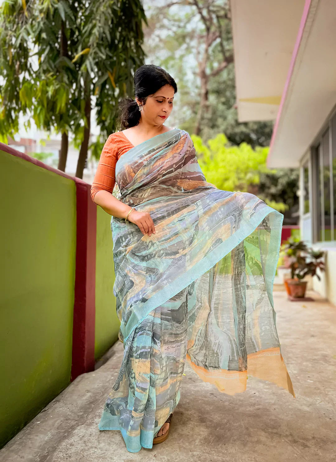 Multicolored Marble Print Linen Cotton Saree treevesto