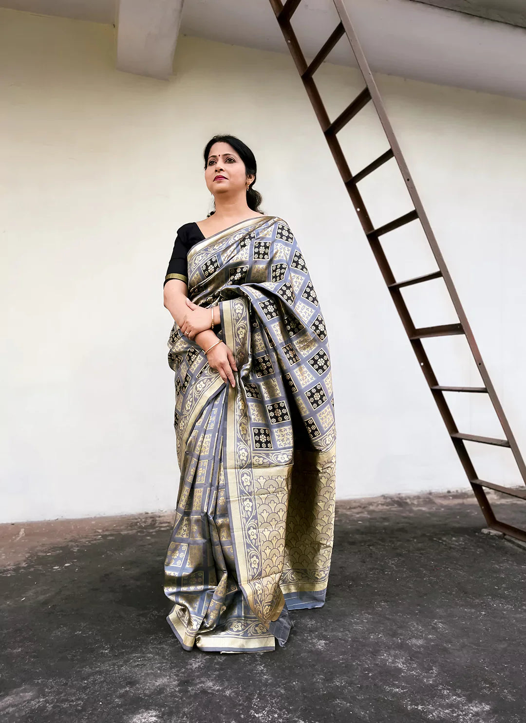 Grey Half & Half Resham Zari Work Banarasi Silk Saree - TREEVESTO