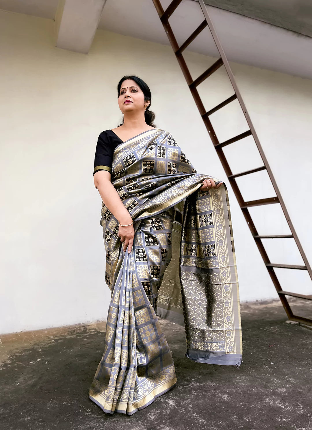 Grey Half & Half Resham Zari Work Banarasi Silk Saree - TREEVESTO