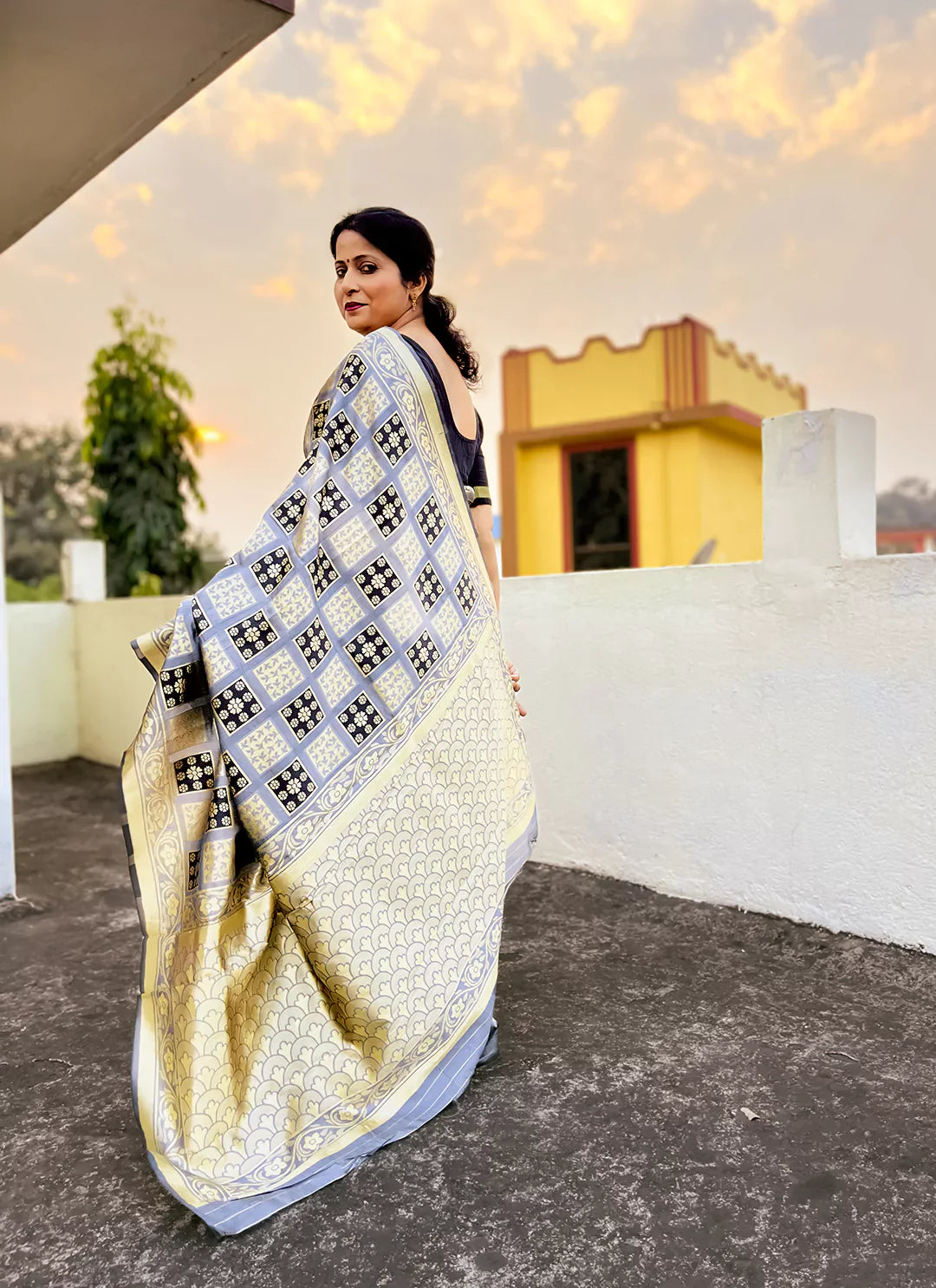 Grey Half & Half Resham Zari Work Banarasi Silk Saree - TREEVESTO