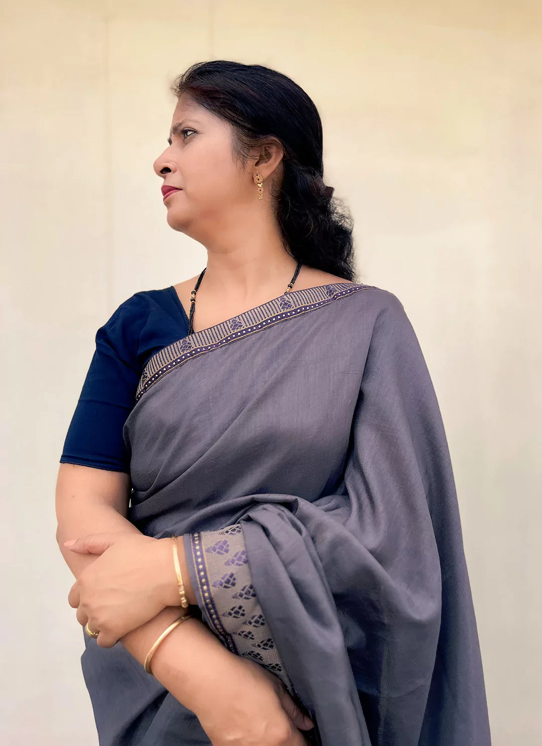 Grey Dola Silk Plain Saree With Border - TREEVESTO