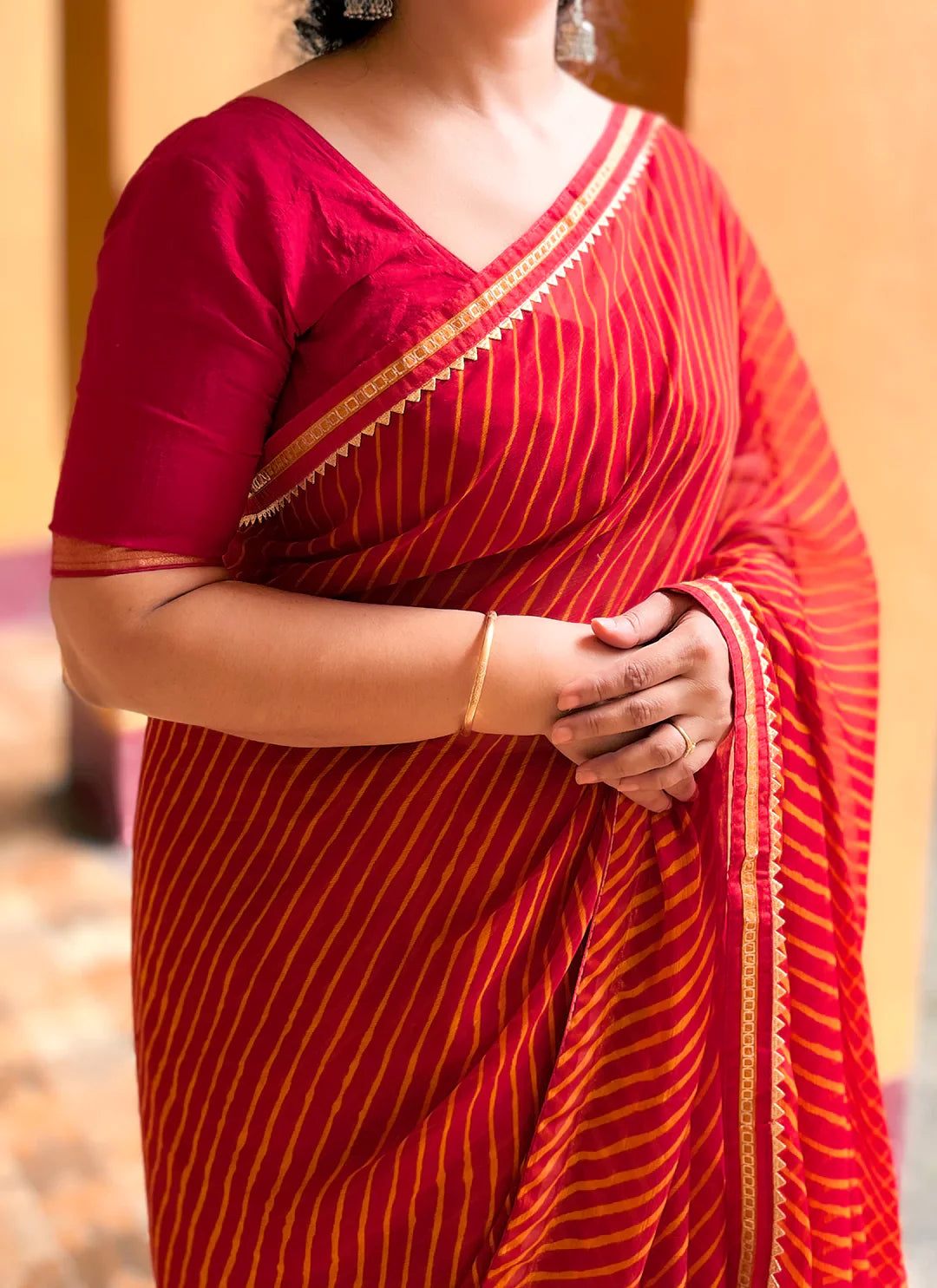 Leheriya Print Red Pure Chiffon Saree With Gota Patti Border treevesto
