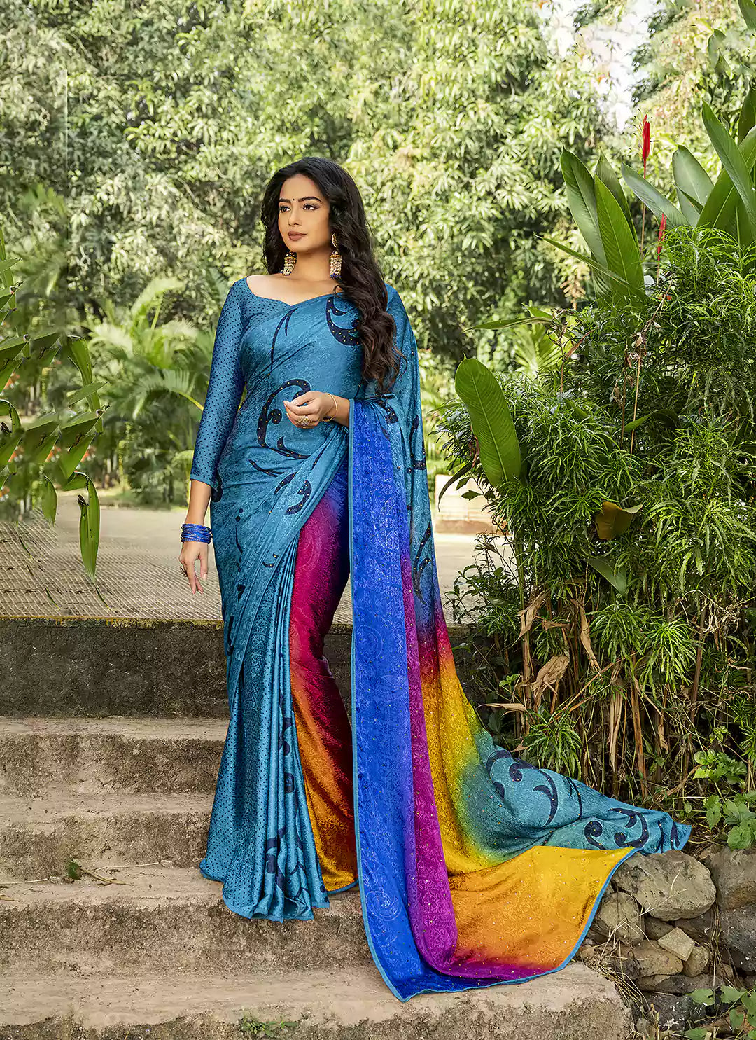 Mesmerizing Tanchoi Worked Blue Crepe Satin Silk Saree - TREEVESTO