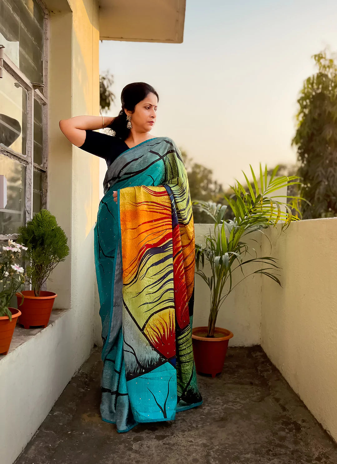 Mesmerizing Tanchoi Worked Blue Crepe Satin Silk Saree - TREEVESTO