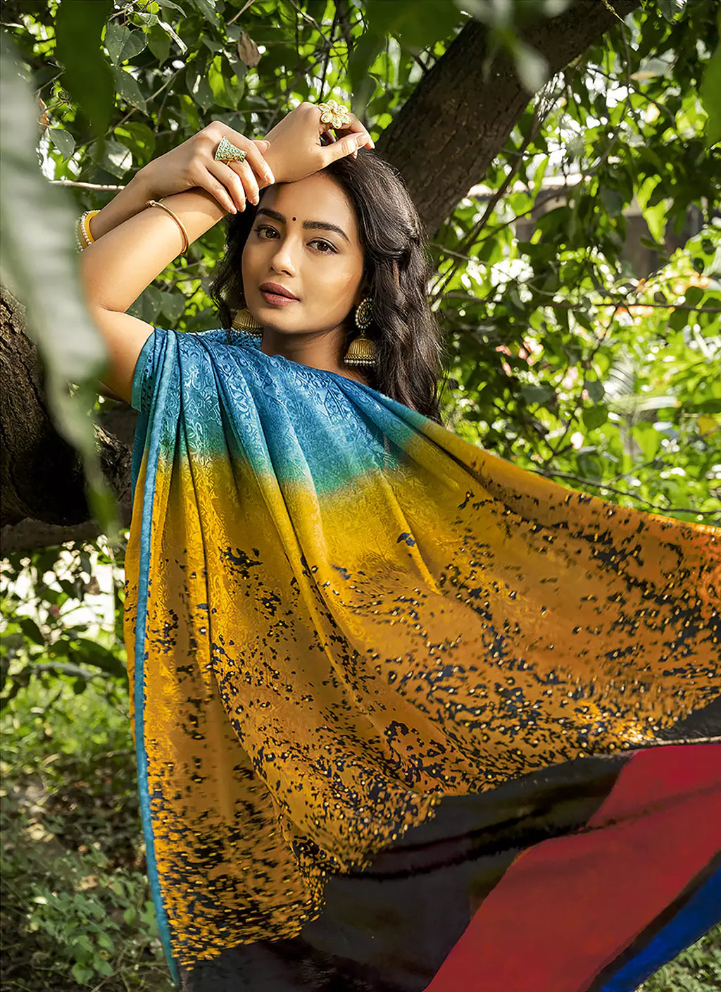 Mesmerizing Tanchoi Worked Multicolor Crepe Satin Silk Saree - TREEVESTO