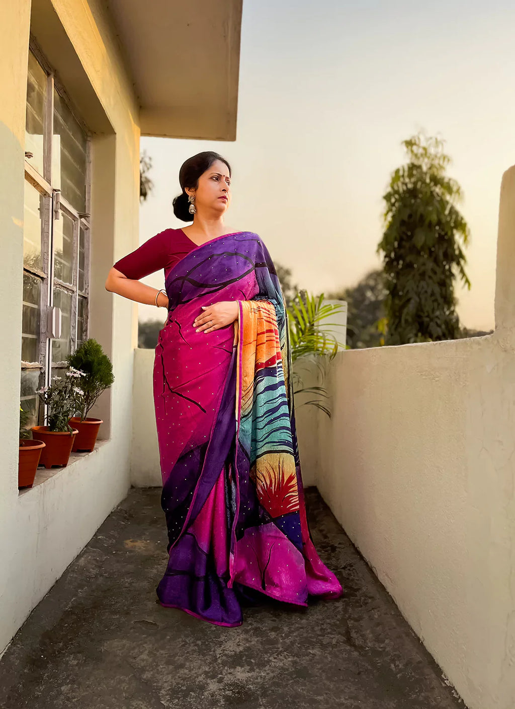 Mesmerizing Tanchoi Worked Multicolor Crepe Satin Silk Saree - TREEVESTO
