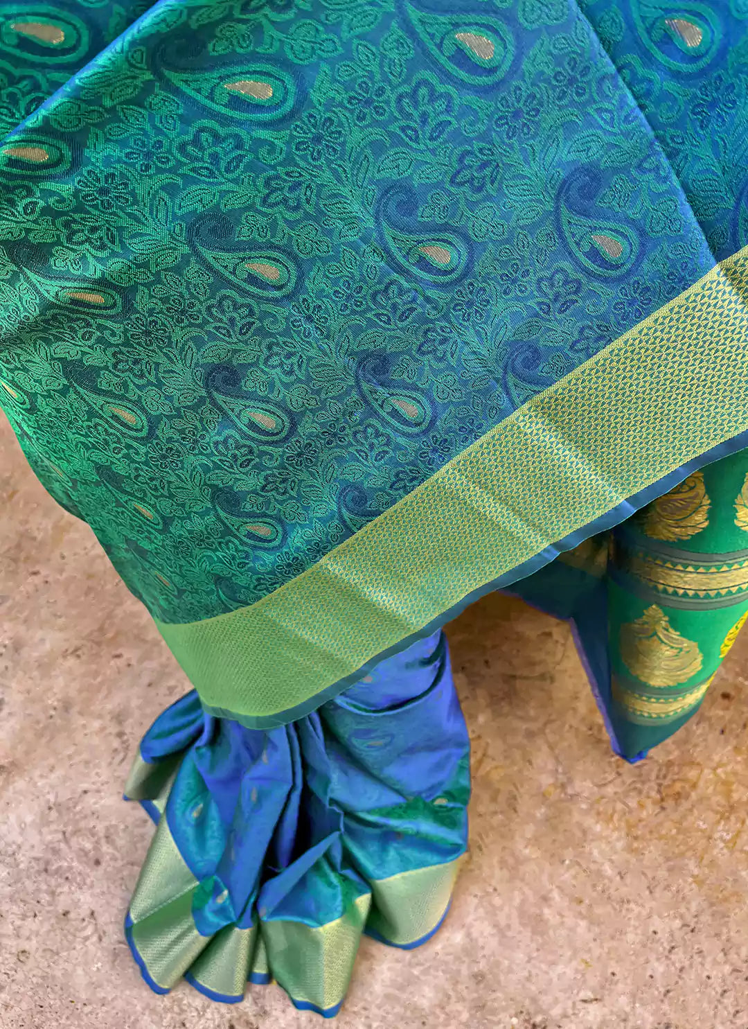 Peacock Blue Lightweight Kanjivaram Silk Saree - TREEVESTO