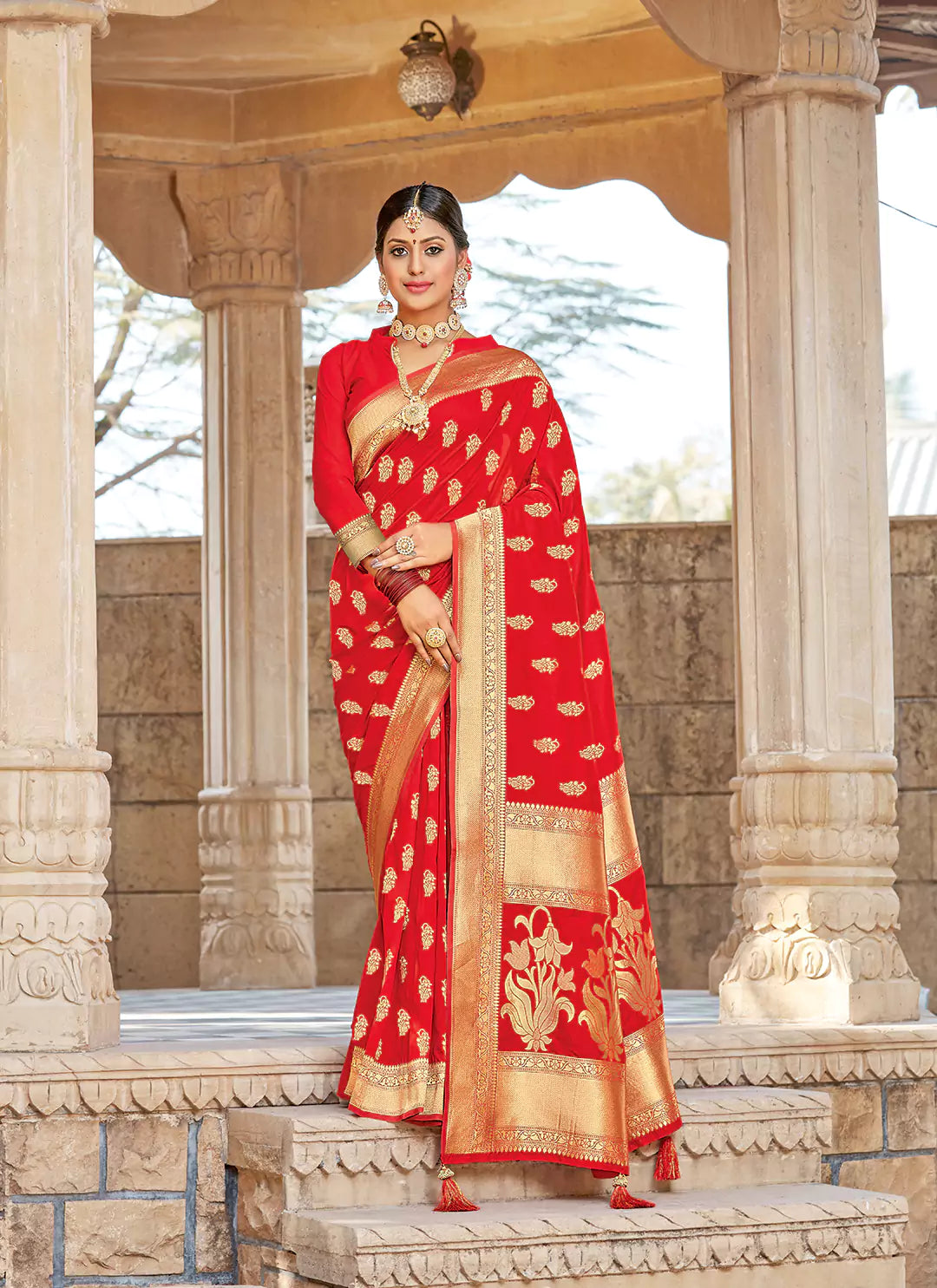 Red Pure Dola Silk Zari Worked Saree - TREEVESTO