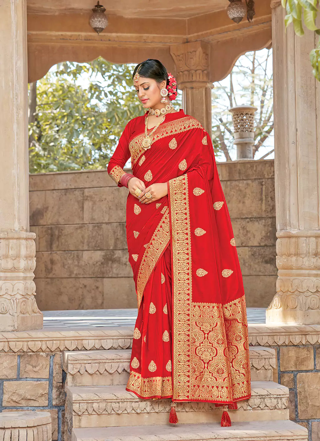 Red Pure Dola Silk Zari Worked Saree - TREEVESTO