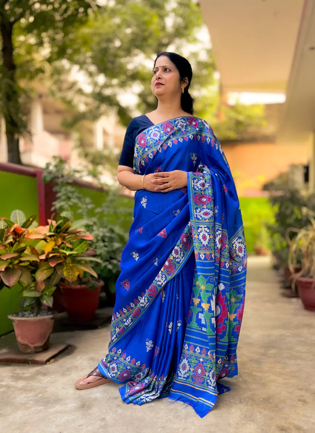 Royal Blue Jute Silk Saree - TREEVESTO