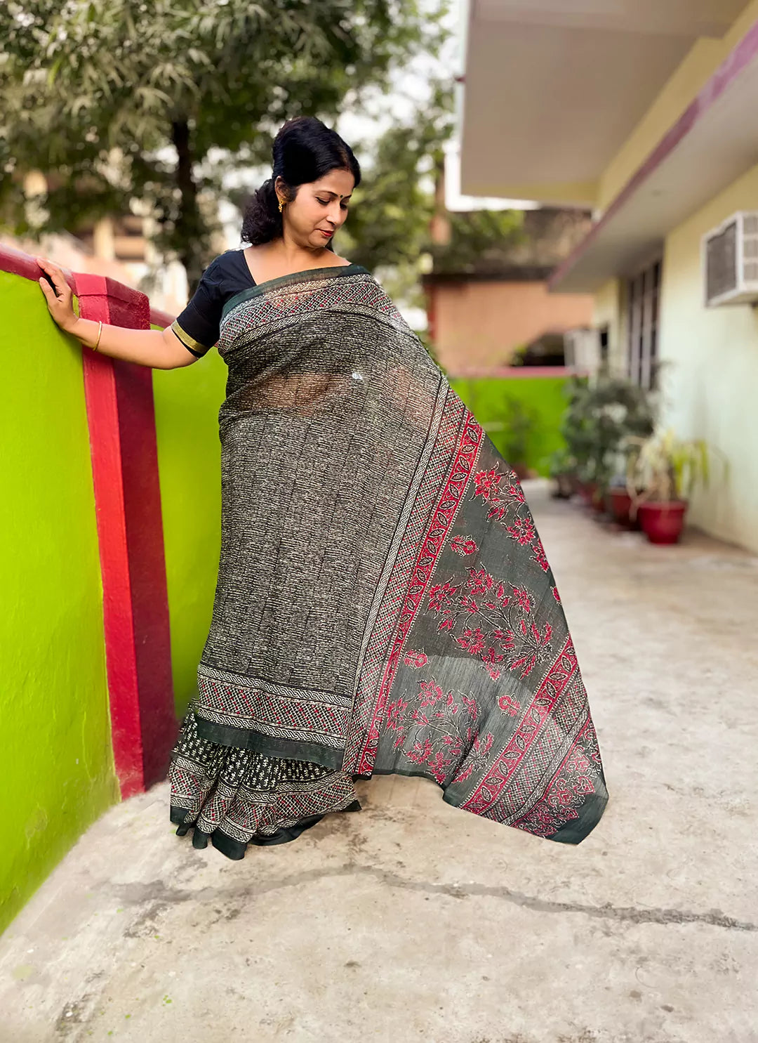 Seaweed Green Half & Half Cotton Saree - TREEVESTO