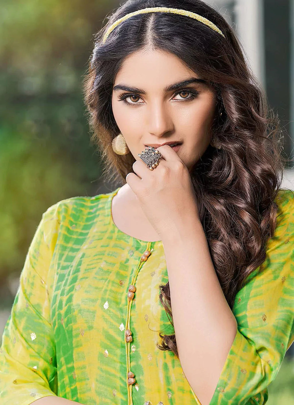 Shibori Print Green & Yellow Straight Kurta With Pocket treevesto