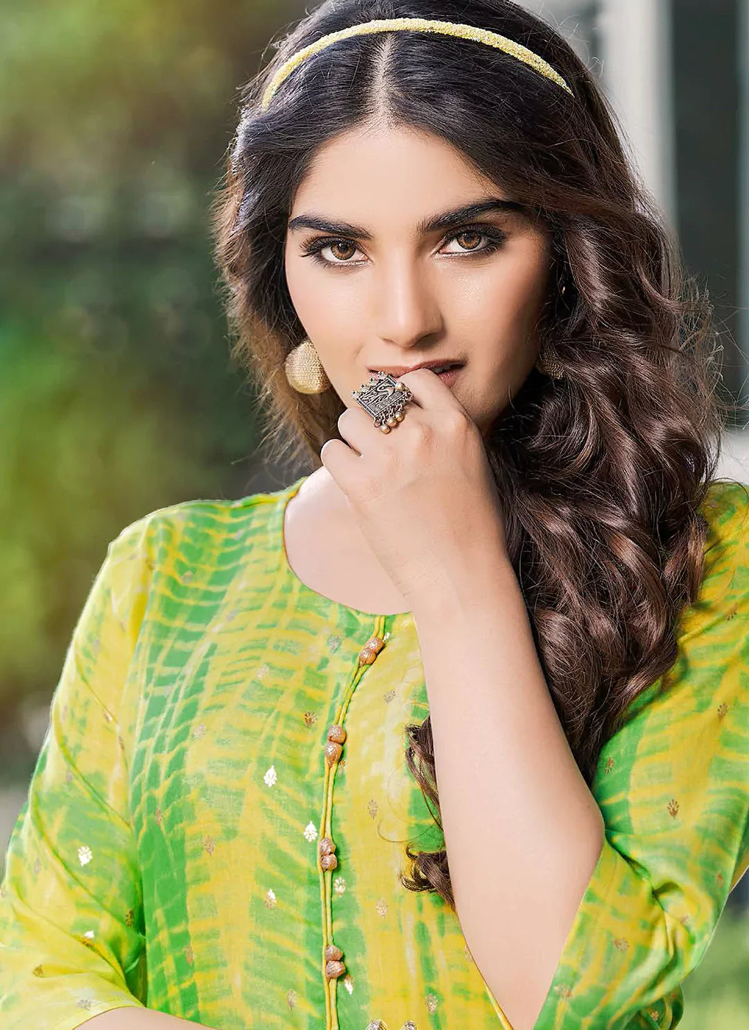 Shibori Print Green & Yellow Straight Kurta With Pocket treevesto