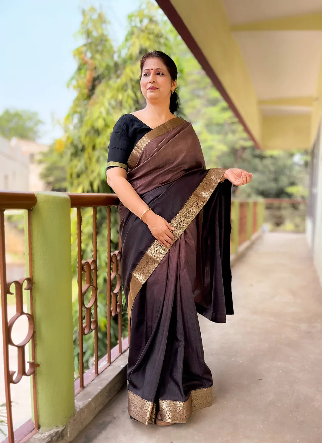 Taupe To Brown Ombre Dyed Soft Vichitra Silk Saree - TREEVESTO