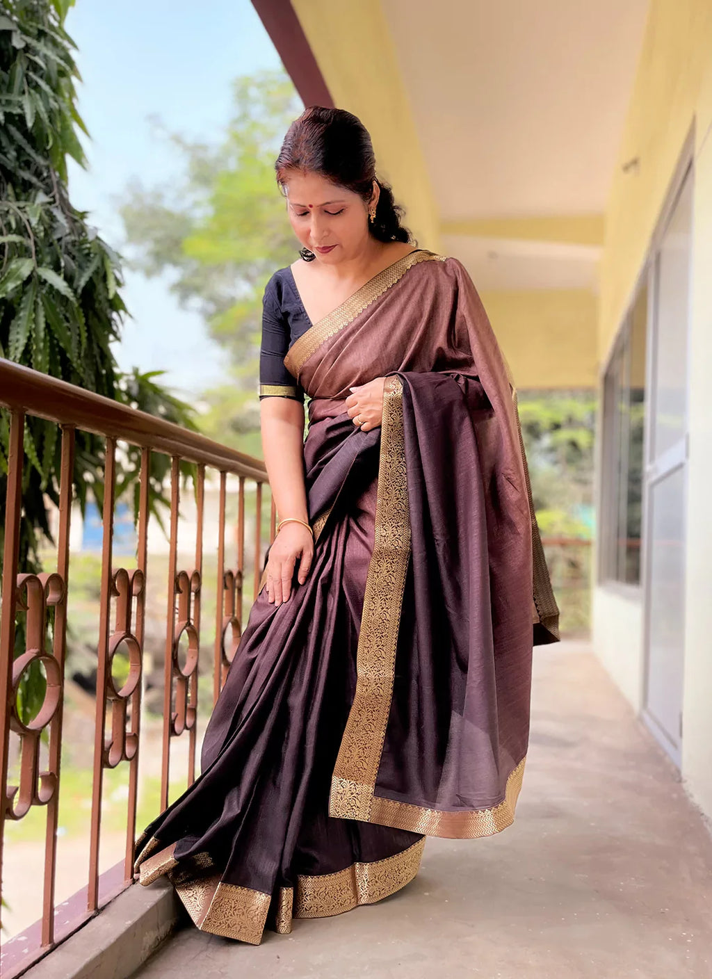 Taupe To Brown Ombre Dyed Soft Vichitra Silk Saree - TREEVESTO