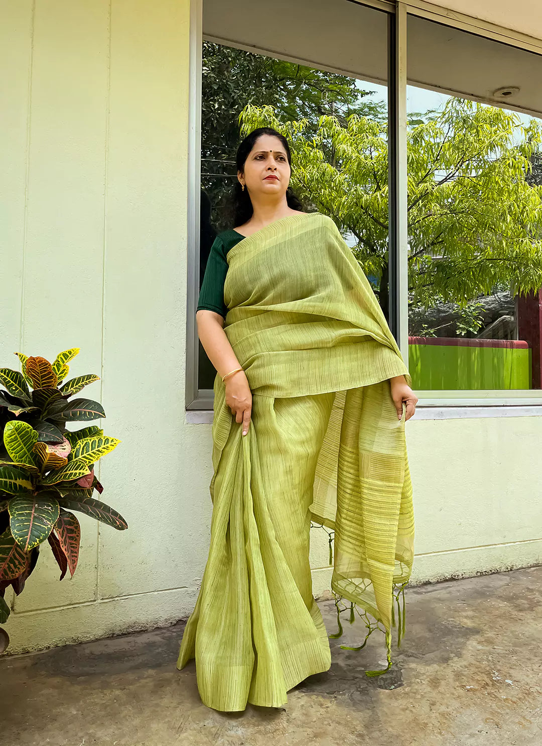 Tea Green Eri/Ahimsa Silk Saree - TREEVESTO