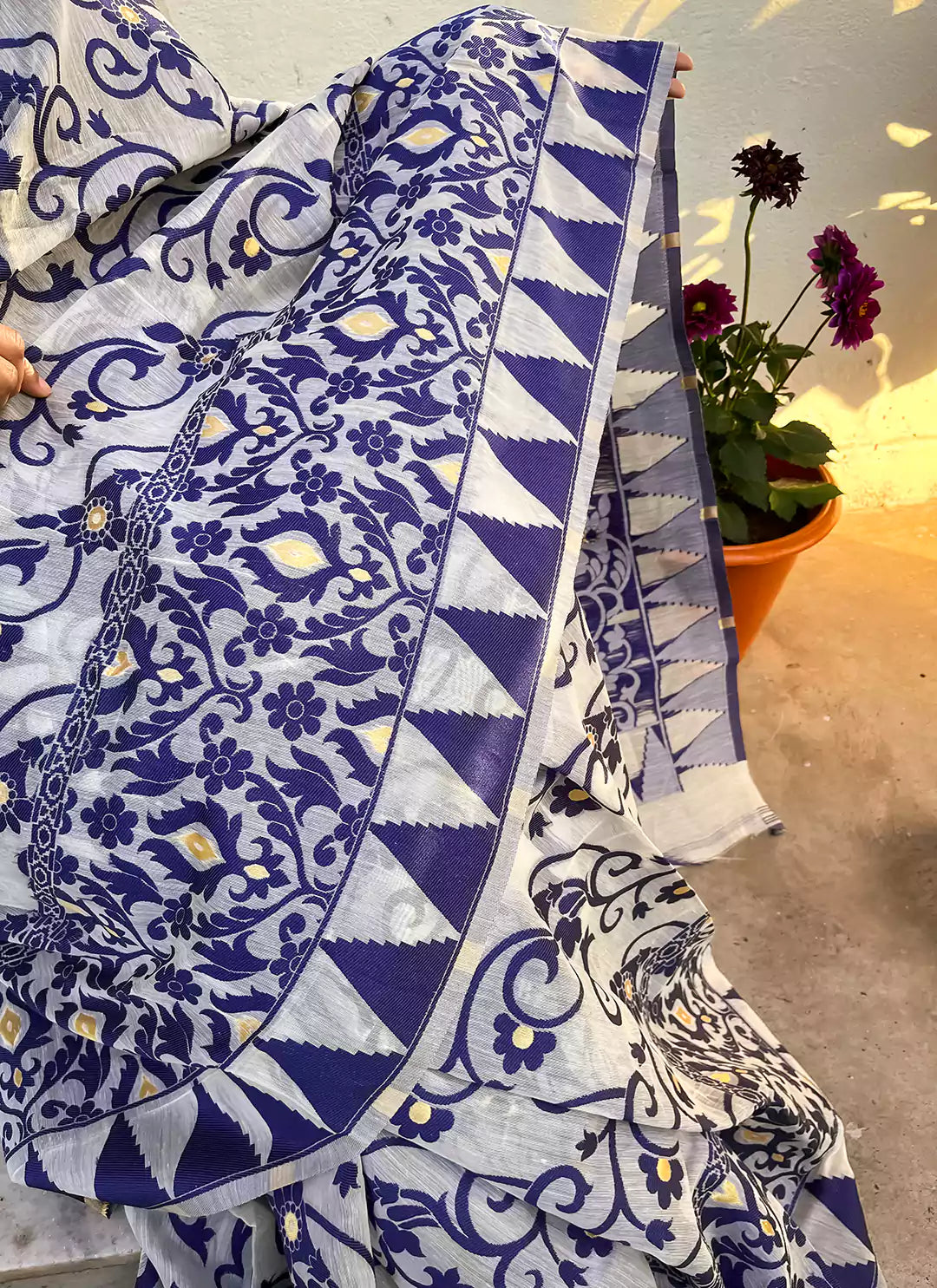 White Cotton Jamdani Saree With Navy Blue Resham Thread Work - TREEVESTO